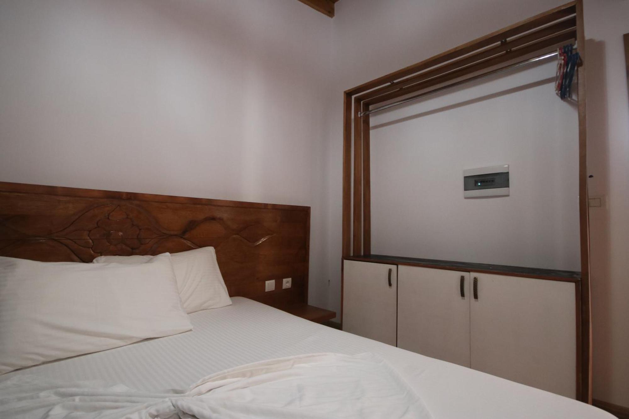 Mateus Hotel Himare